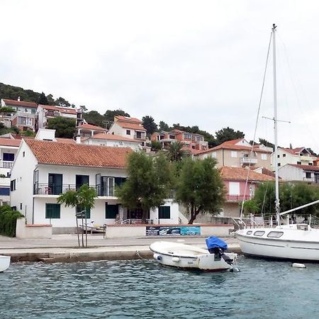 Waterfront Apartments Tisno Exterior foto
