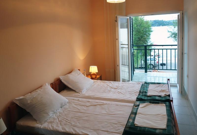 Waterfront Apartments Tisno Cameră foto