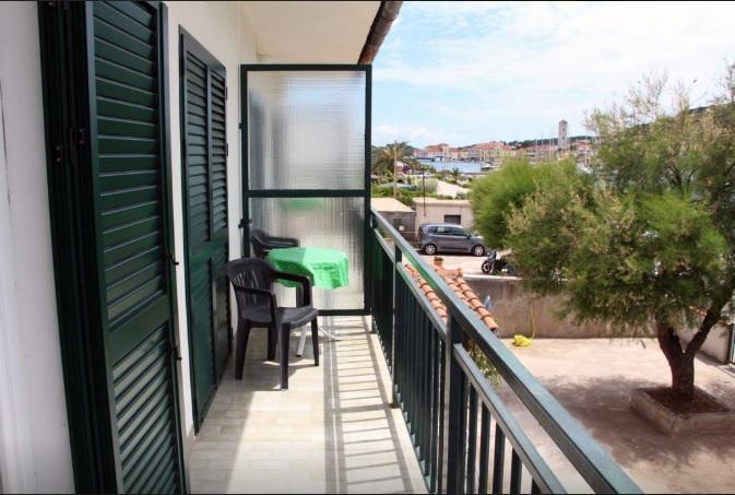 Waterfront Apartments Tisno Exterior foto