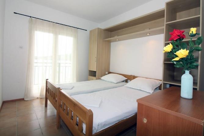 Waterfront Apartments Tisno Exterior foto