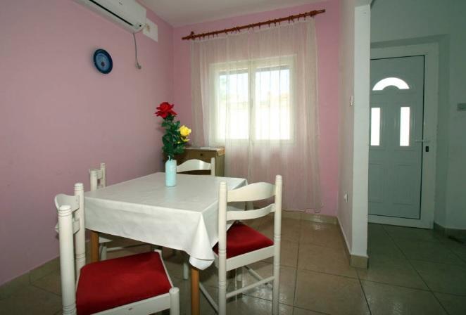 Waterfront Apartments Tisno Exterior foto